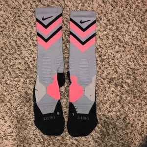 Nike Elites
